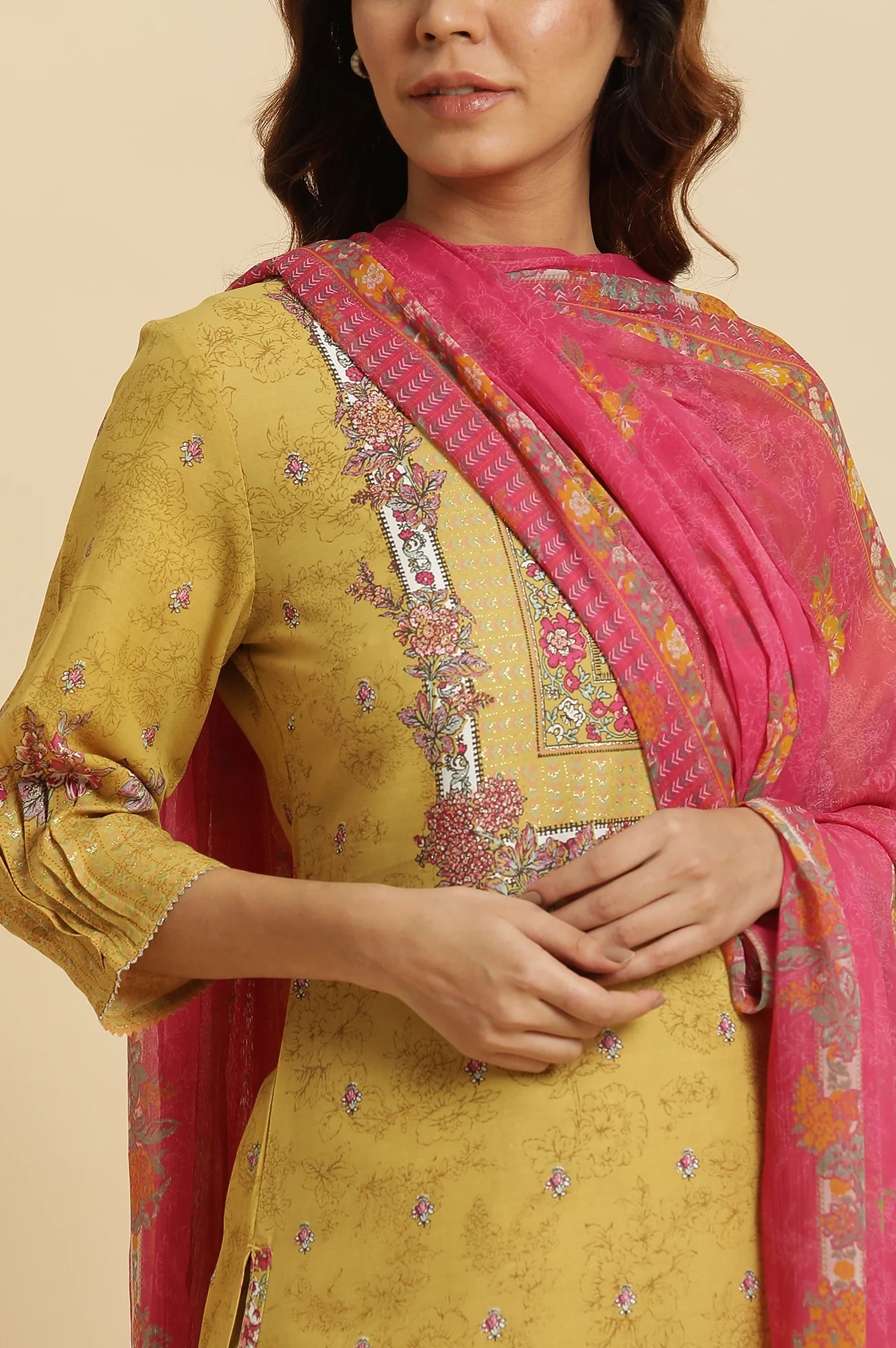 Yellow Floral Printed Kurta and Pants Set with Pink Dupatta - Image 6