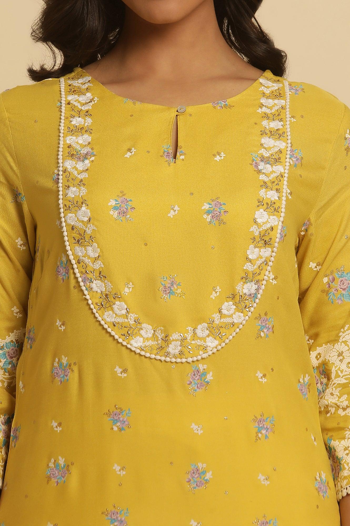Yellow Floral Printed Kurta With Embroidery - Image 6