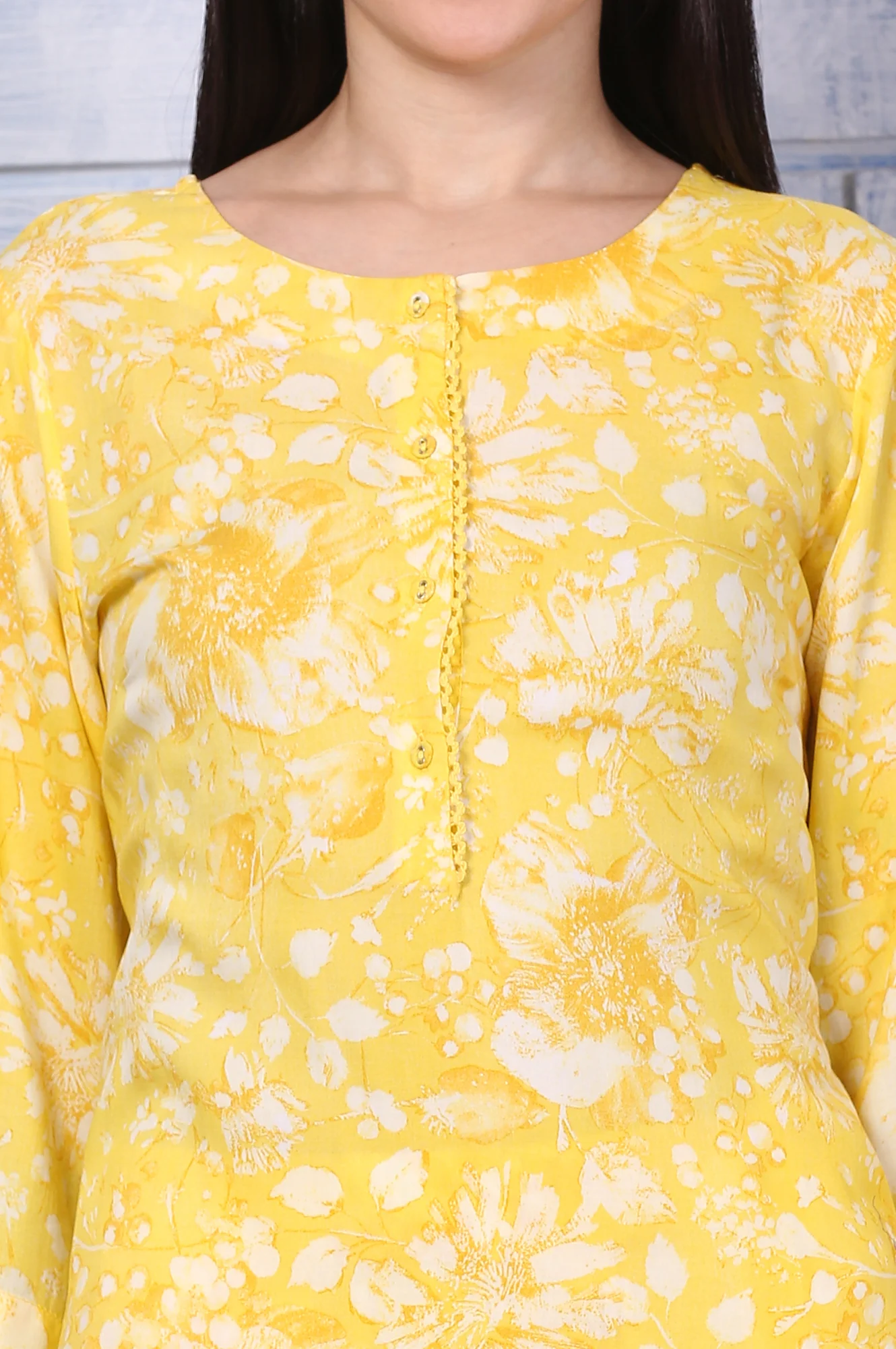 Yellow Floral Printed Lace Straight Kurta and Pants Co-ord Set - Image 3