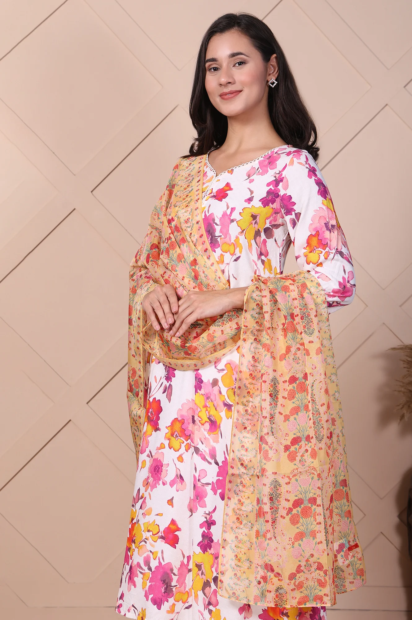 Yellow Floral Printed Organza Dupatta - Image 5