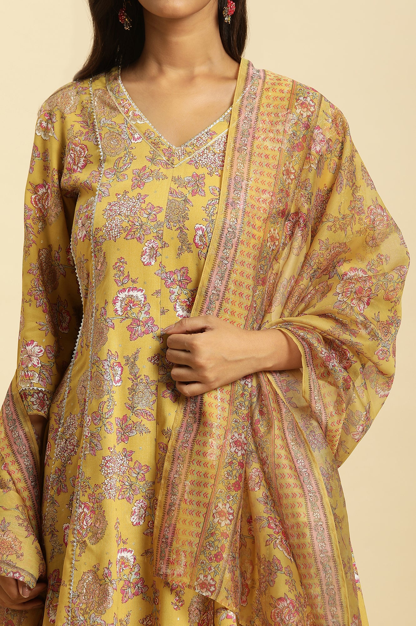 Yellow Floral Printed Short Flared Kurta, Sharara and Dupatta Set - Image 7