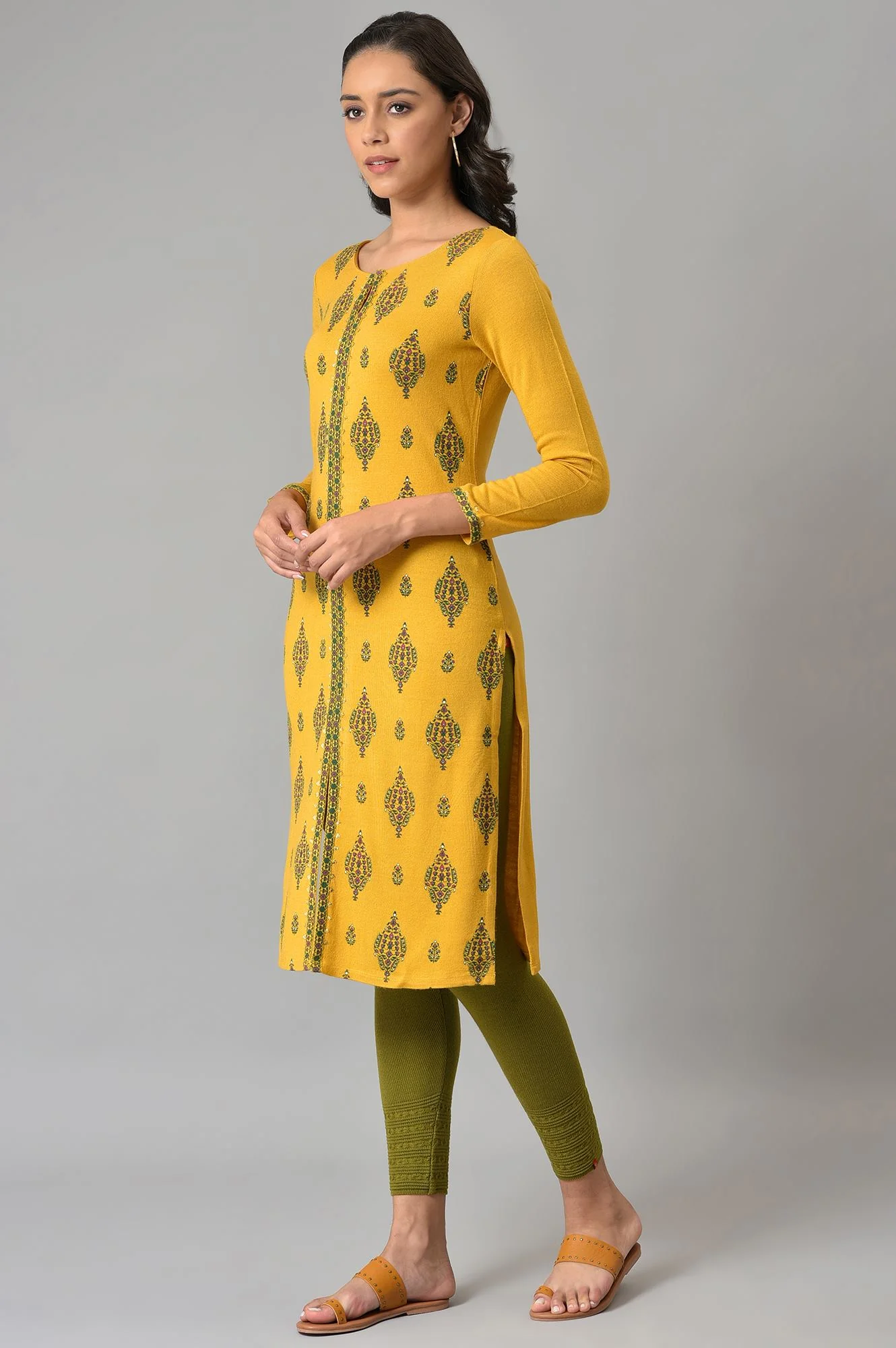 Yellow Floral Printed Winter kurta - Image 3