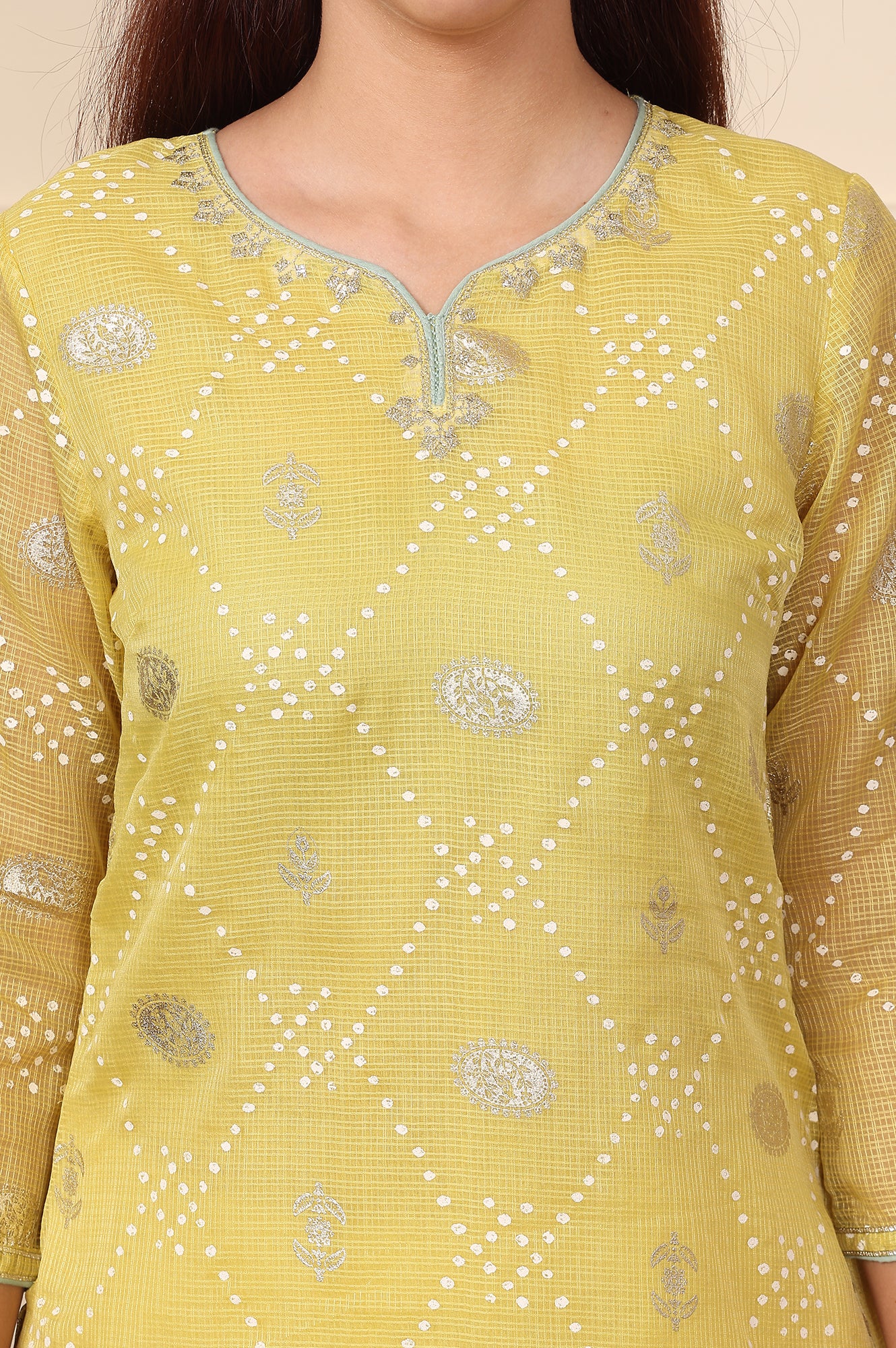 Yellow Foil Printed Kota Doriya Kurta With Zari Embroidered Neck - Image 3