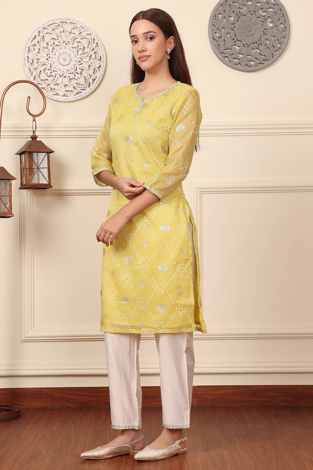 Yellow Geometric Foil Printed Zari Embroidered Straight Kota Doriya Kurta - Image 6
