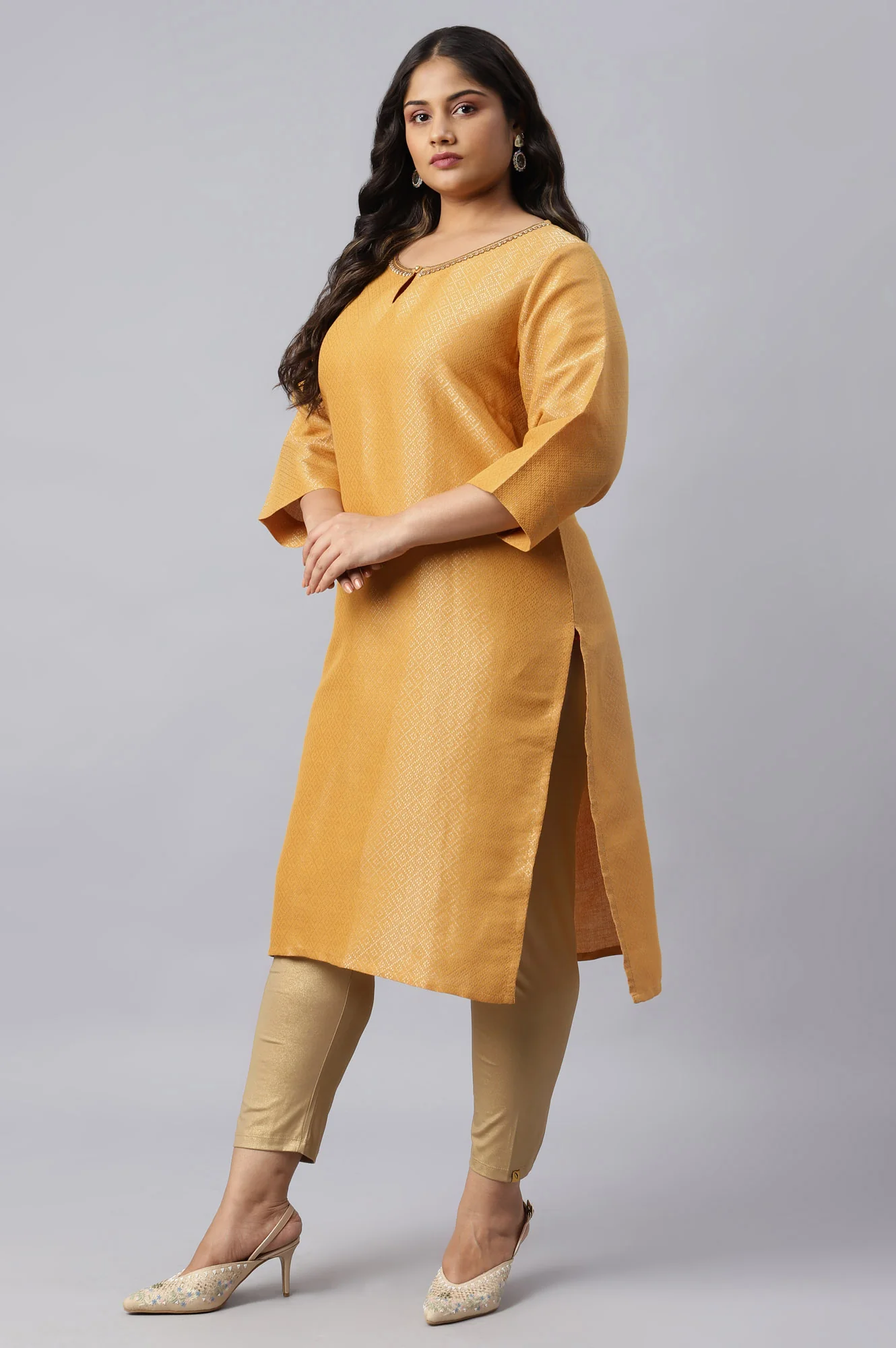 Yellow Geometric Print Dobby Plus Size kurta - Image 3