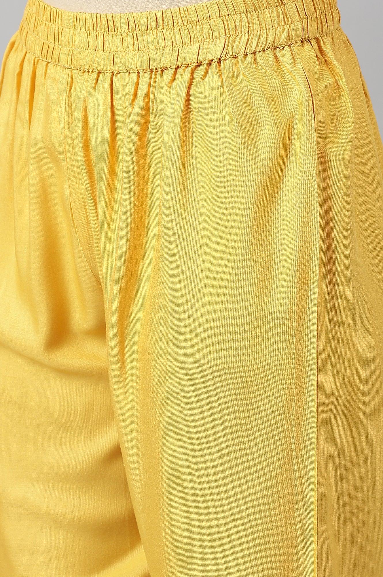 Yellow Glitter Printed Mock Layer kurta With Straight Pants - Image 3