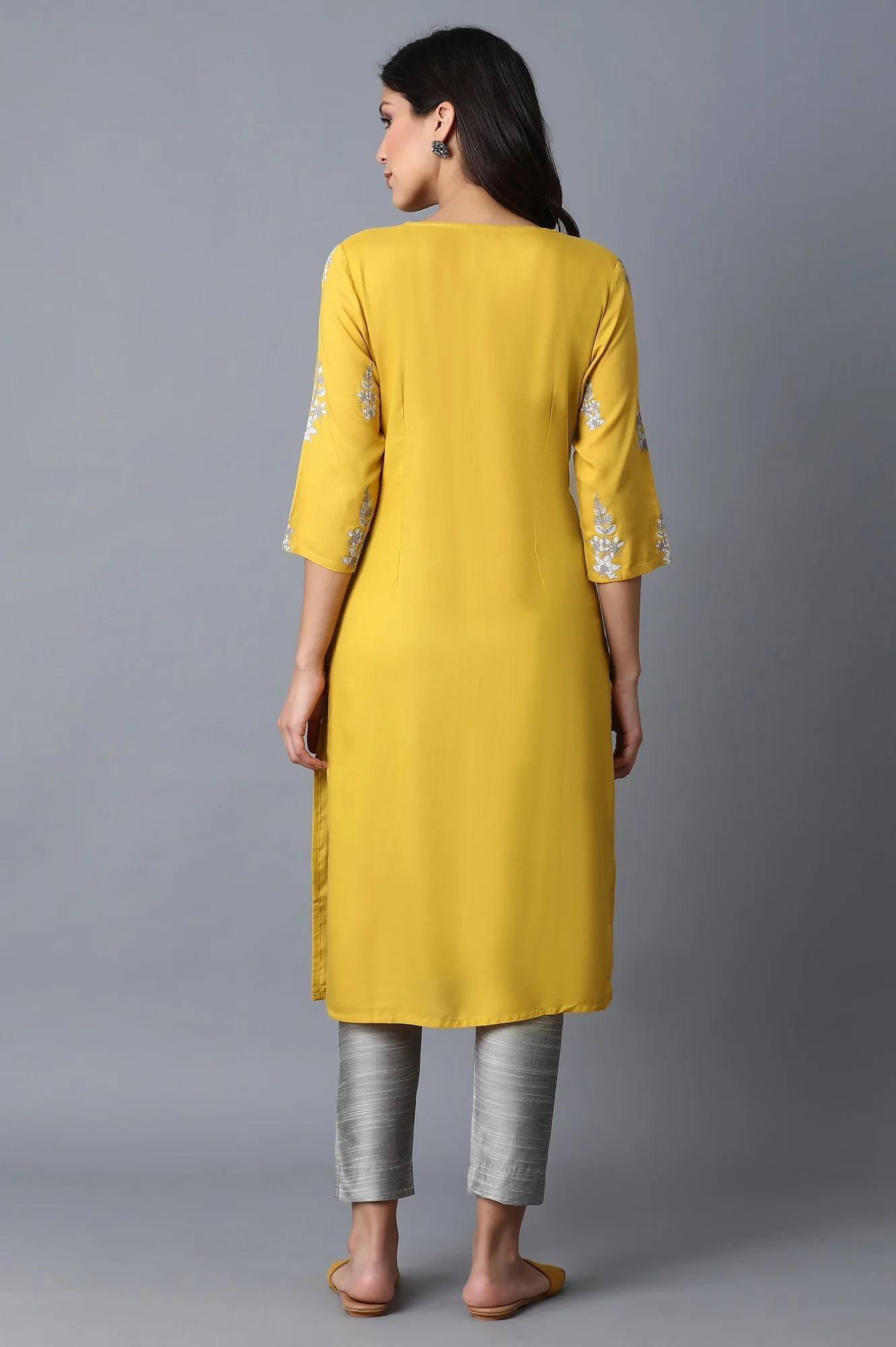 Yellow Kurta With Printed Yoke - Image 2