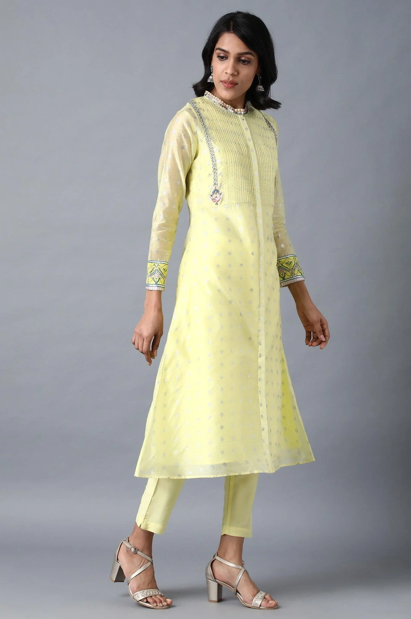 Yellow Mandarin Neck Floral kurta - Image 4