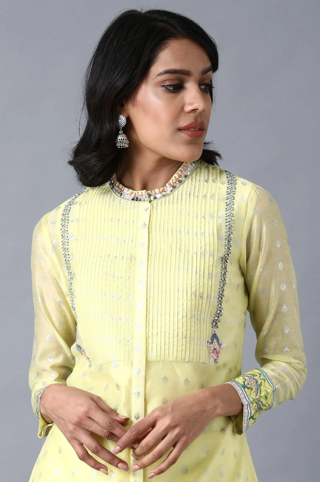Yellow Mandarin Neck Floral kurta - Image 5