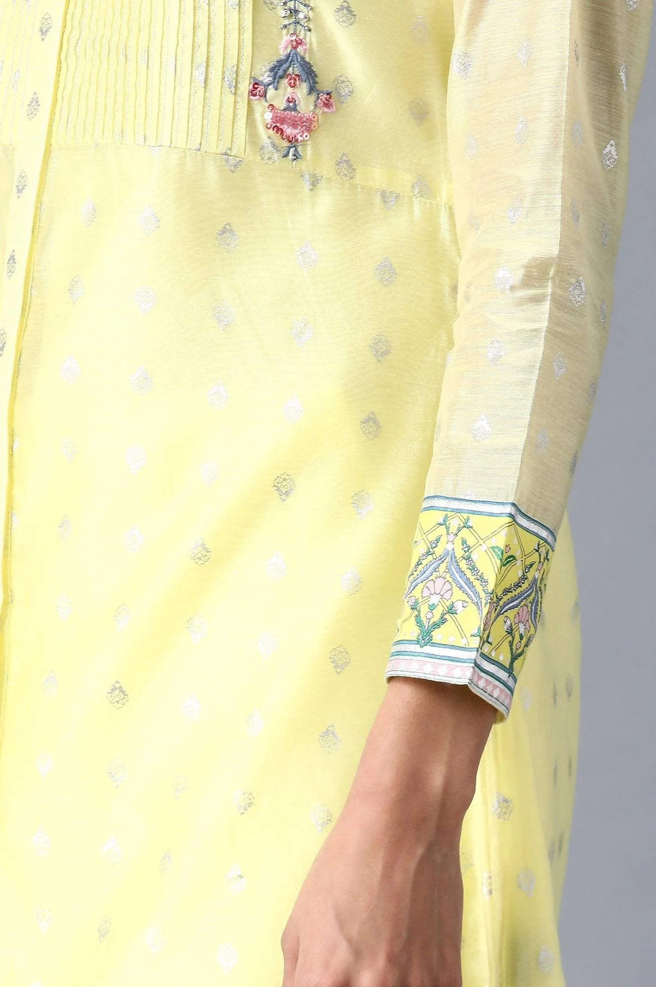 Yellow Mandarin Neck Floral kurta - Image 6