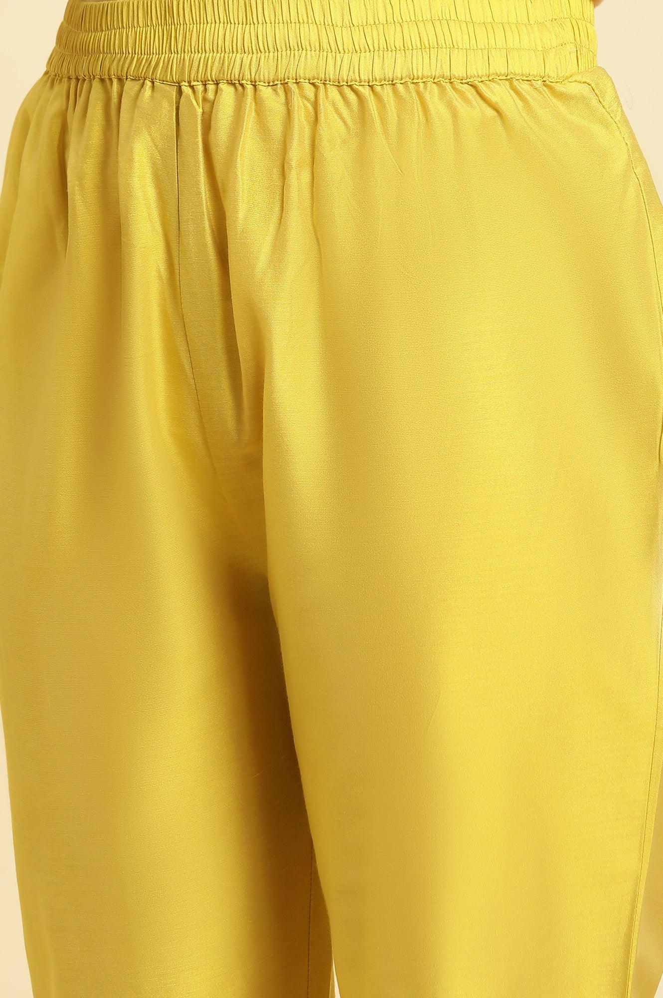Yellow Metallic Embroidered Kurta, Pants And Organza Dupatta - Image 10