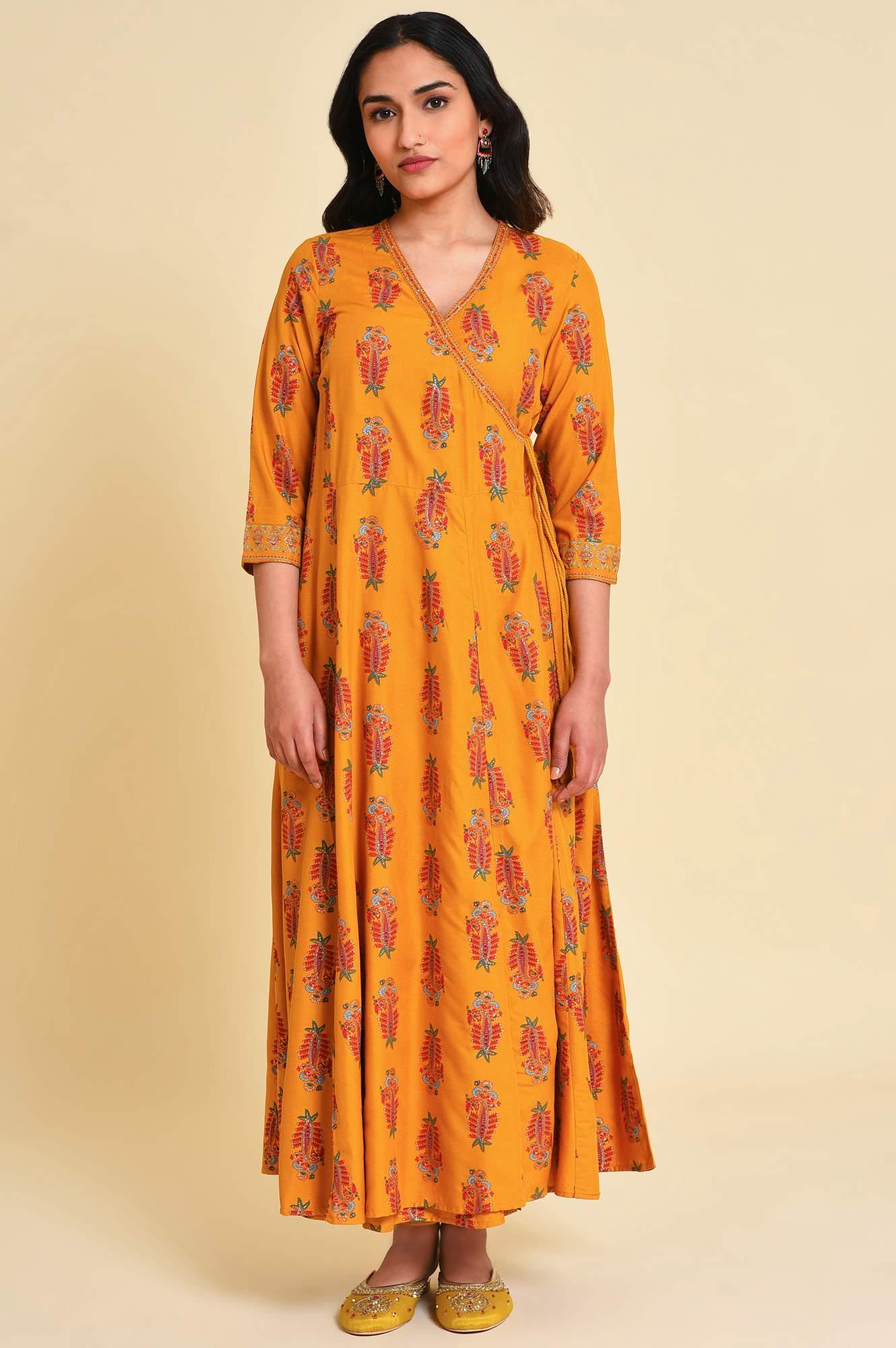 Yellow Multicolor Printed Angrakha kurta Set - Image 9