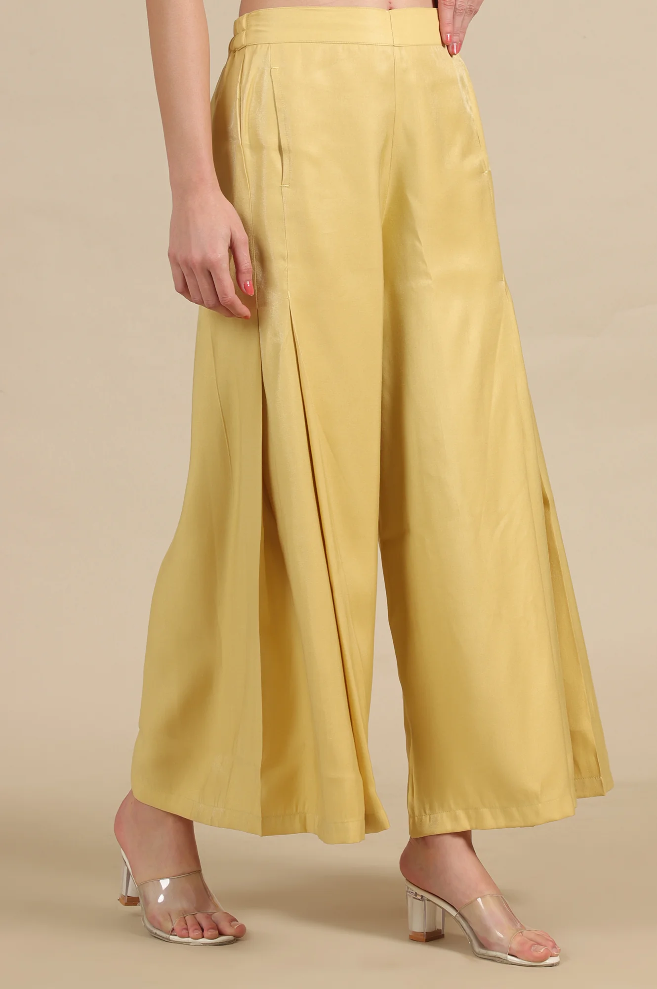 Elleven Women's Yellow Solid Flared Rayon Palazzo With Pleats - Image 4