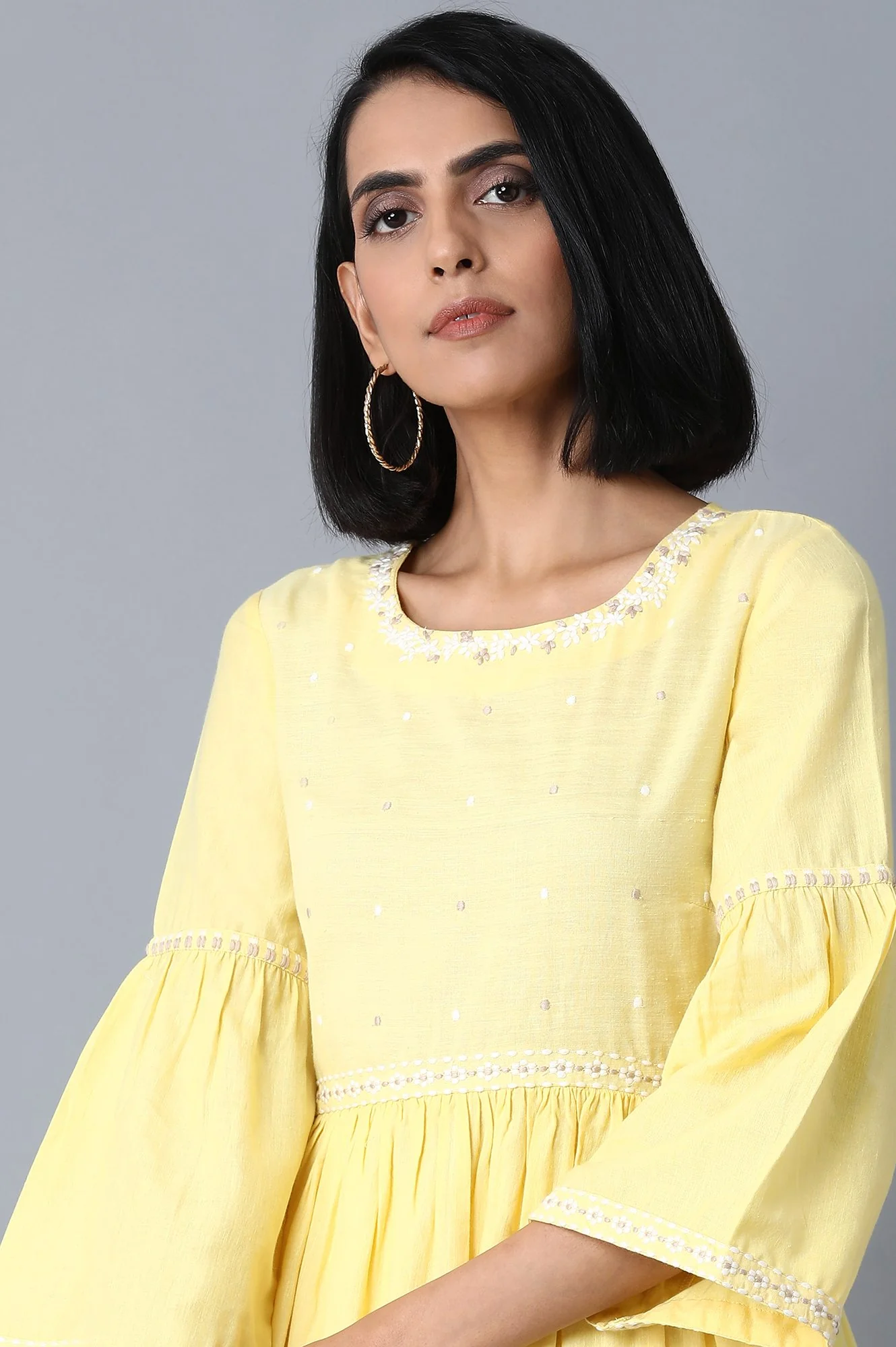 Yellow Thread Embroidery Pure Cotton Straight Dress and Parallel Pant Set - Image 3