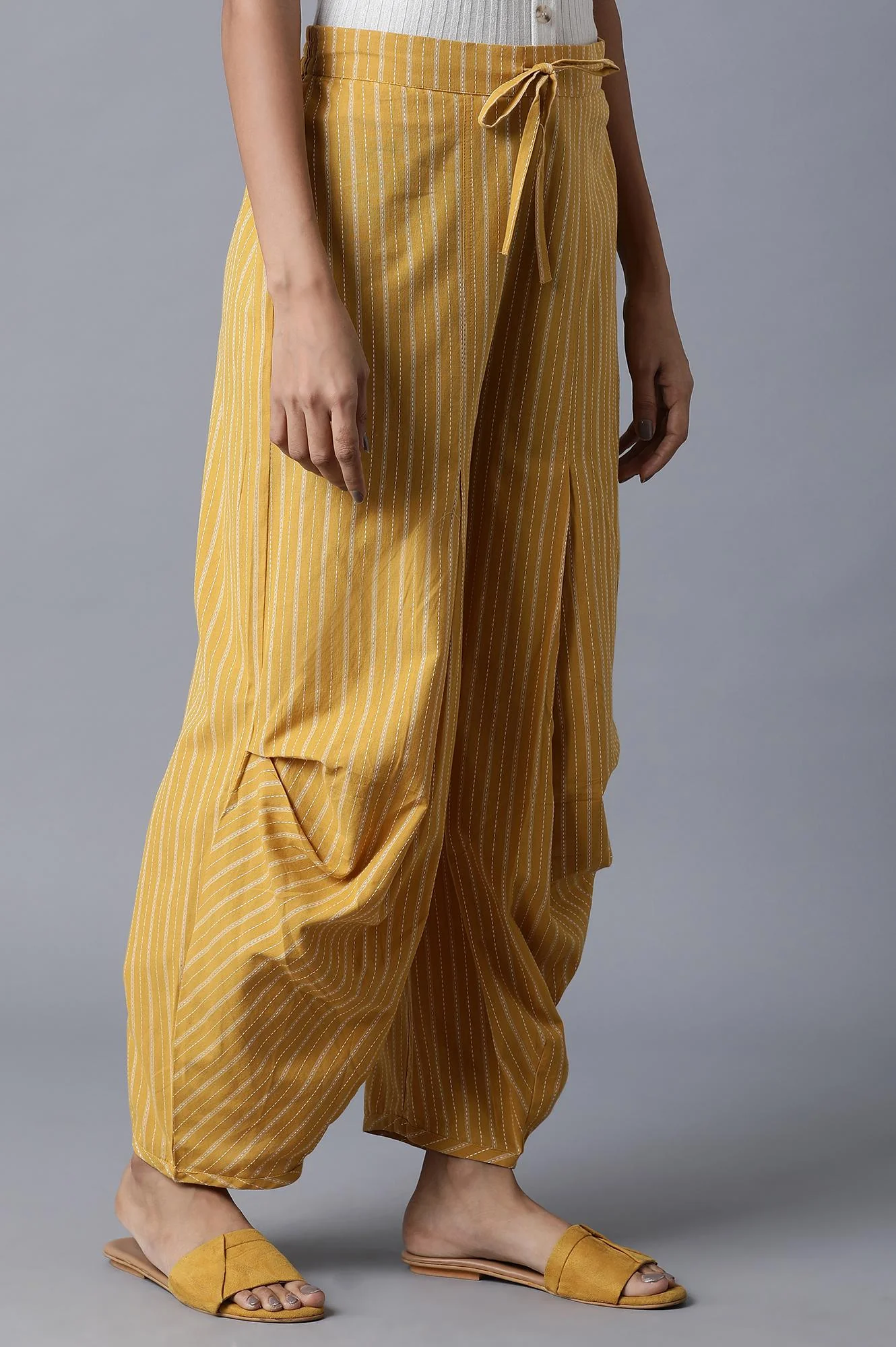 Yellow Tucked Carrot Pants - Image 3