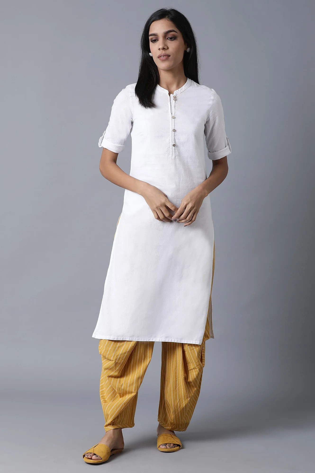Yellow Tucked Carrot Pants - Image 4